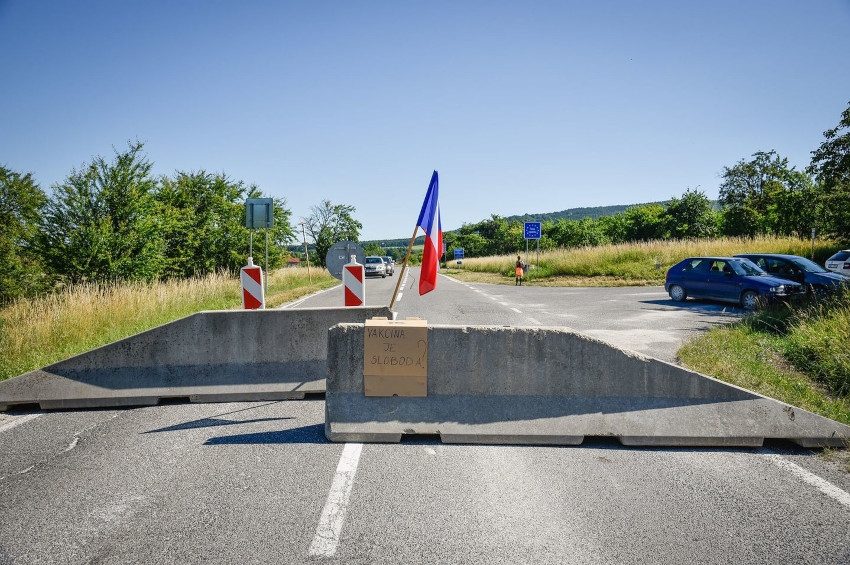 V piatok sa otvárajú malé hraničné priechody aj vo Vrbovciach, Brodskom a Skalici