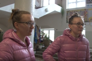 Skalica: 18-ročné dvojičky prišli voliť, aby zmenili Slovensko k lepšiemu