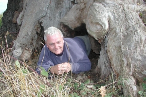 Britský Lovec stromov Rob McBride