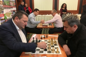 Skalica šach: Českí manažéri oplatili slovenským minuloročnú prehru s rovnakým skóre