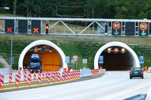 tunel SITINA      /      zdroj: topspeed.sk