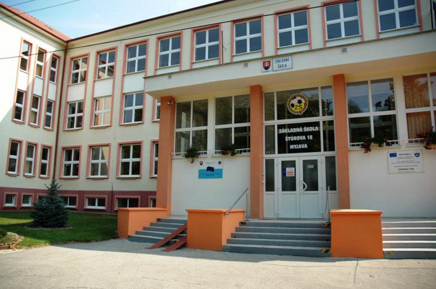Základná škola na Štúrovej ulici