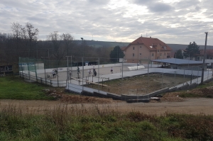V Lopašove odštartovala hokejbalová liga, je v nej ešte jedno voľné miesto