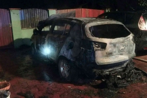 V Skalici požiar auta, zasahovali hasiči z Holíča